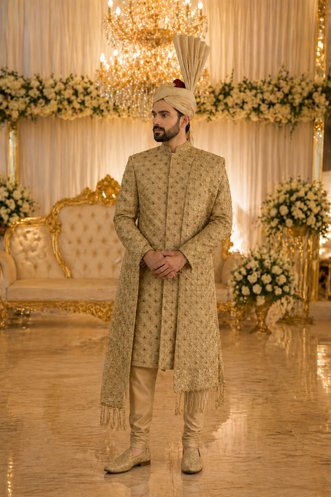 Classic Gold Embroidered Sherwani – Complete Groom Set
